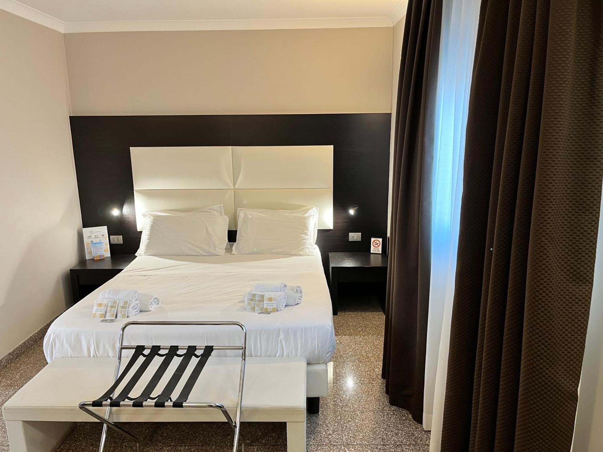 Eh Suites Rome Airport Euro House Hotels Fiumicino Eksteriør bilde