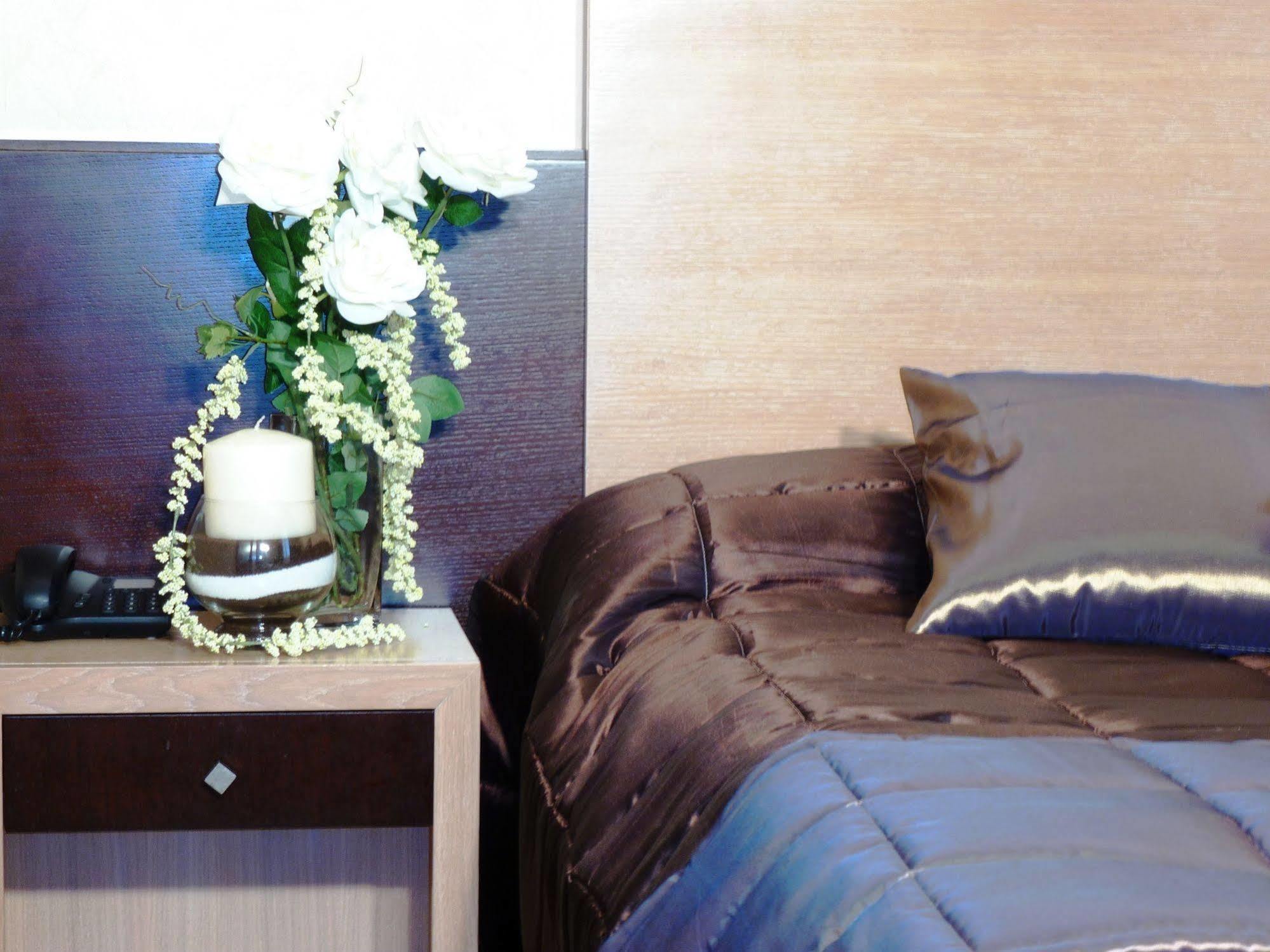 Eh Suites Rome Airport Euro House Hotels Fiumicino Eksteriør bilde