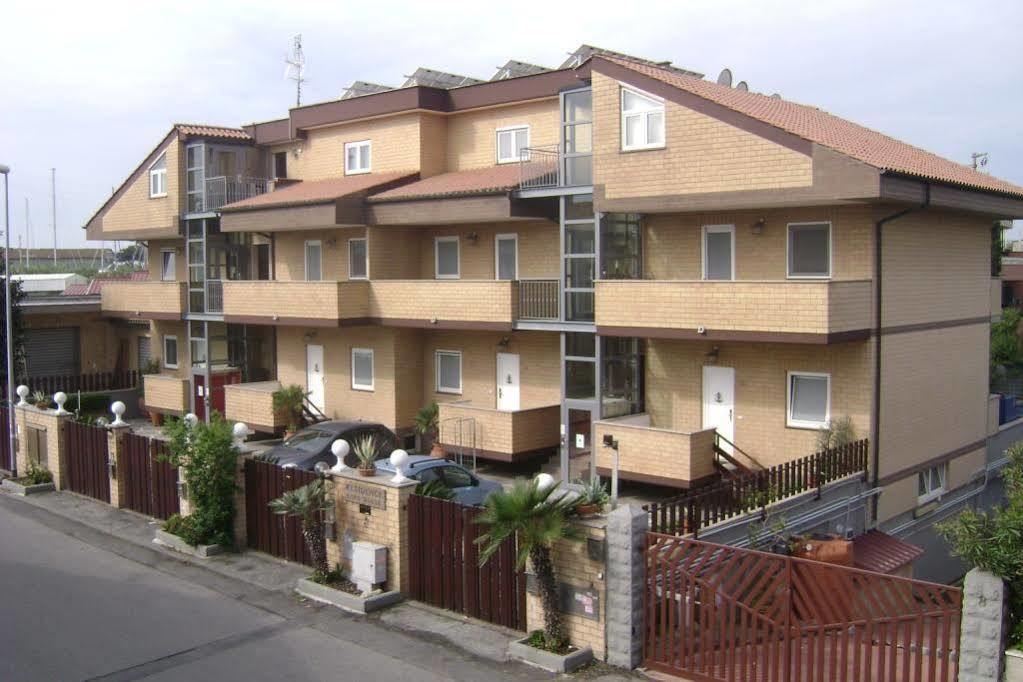 Eh Suites Rome Airport Euro House Hotels Fiumicino Eksteriør bilde